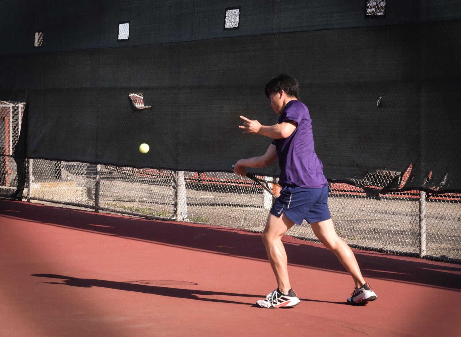 Boys Varsity Tennis defeats Monte Vista 7-2