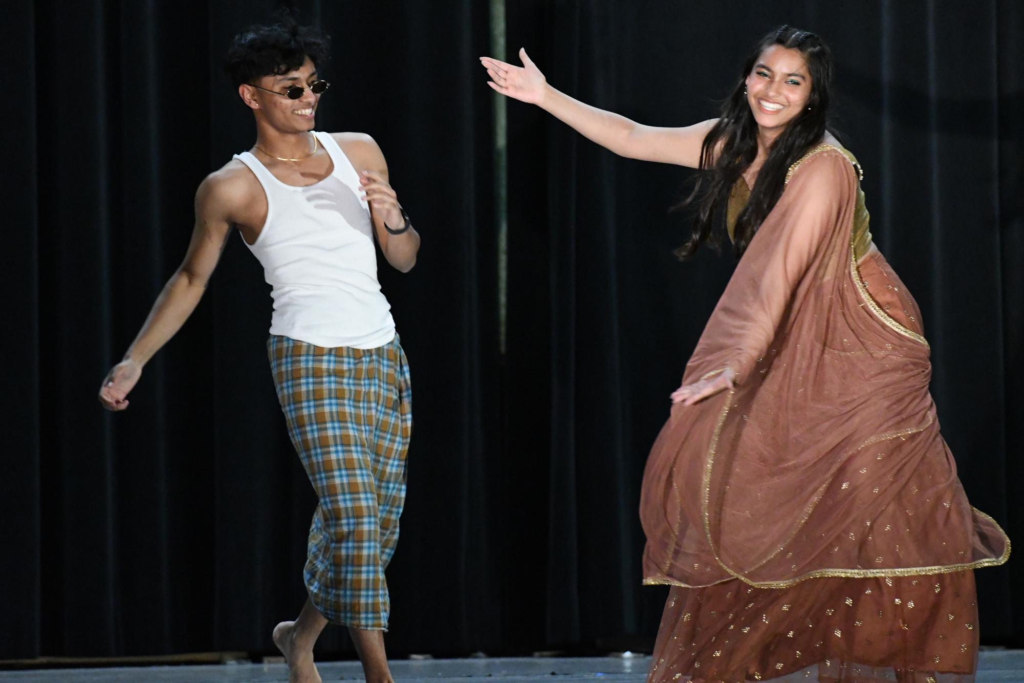 Amador+Valley+Dhamaka+hosts+its+Second+Annual+Isvara+Showcase+for+Bollywood+Dance+Teams+across+the+Bay+Area