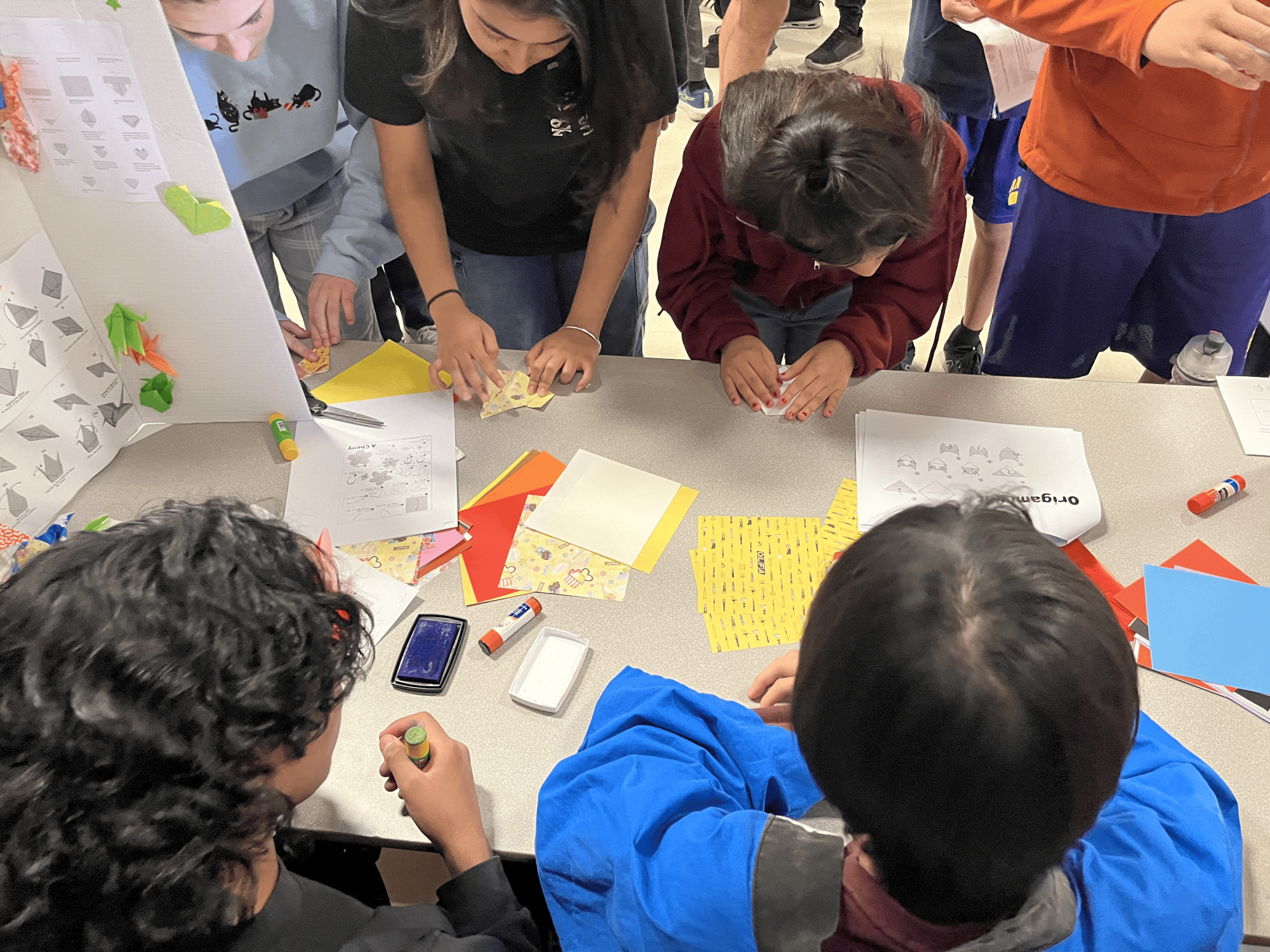 Photo Story: Japanese Class Displays Culture at Fall Festival